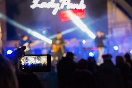 Koncerty w Strefie Kibica